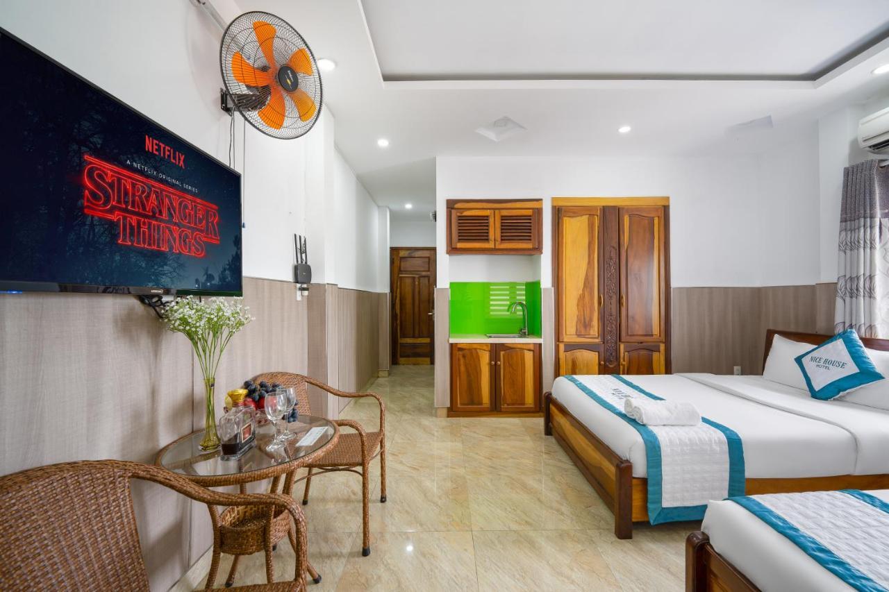 Nice House Hotel - Near My Khe Beach Дананг Экстерьер фото